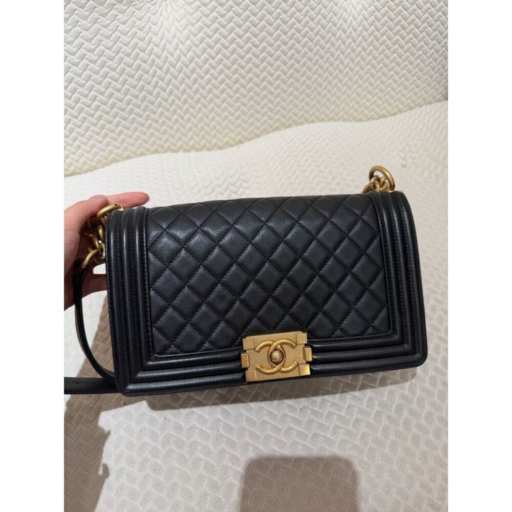 Chanel Women Pre-Loved Bag Very Good Condition